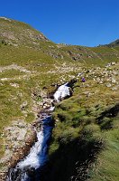 04 Il ruscello che alimenta la cascata di Val Sambuzza